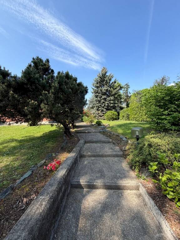 Giardino - Villa viale Bruno Buozzi, Vinovo - foto 3