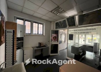 Interno non residenziale - Negozio via Prenestina, 429, Roma - foto 6