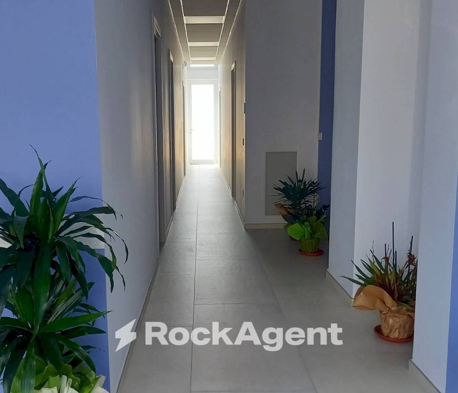 Interno palazzo - Ufficio via Nazionale, 77, Sant'Egidio del Monte Albino - foto 3