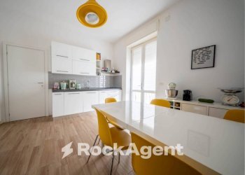 Cucina - Bilocale via Principessa Iolanda di Savoia, 60, Sassari - foto 10