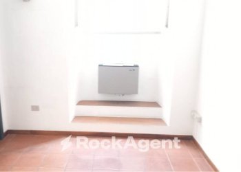 Stanza non arredata - Ufficio piazza Garibaldi, 2, Senigallia - foto 9