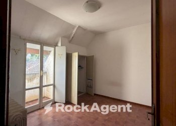 Camera da letto - Three-room apartment via Puccini, Solignano - photo 7