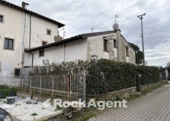 Zona - Villa a Schiera via Oglio, 15, Montemurlo - foto 1