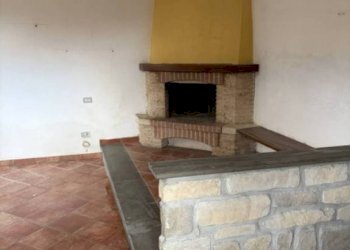 Salone - Villa a Schiera via Oglio, 15, Montemurlo - foto 7