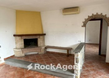 Cantina - Villa a Schiera via Oglio, 15, Montemurlo - foto 8