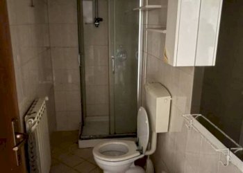Bagno - Villa a Schiera via Oglio, 15, Montemurlo - foto 9
