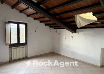 Camera da letto - Villa a Schiera via Oglio, 15, Montemurlo - foto 13