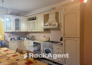 Cucina - Villa via Giuseppe Mazzini, Cadelbosco di Sopra - foto 1