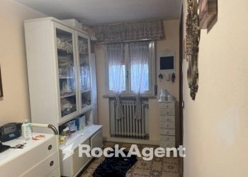 Camera da letto - Villa via Giuseppe Mazzini, Cadelbosco di Sopra - foto 12
