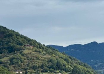 Vista - Casa indipendente via Terroni Domenico, Borgo Val di Taro - foto 32