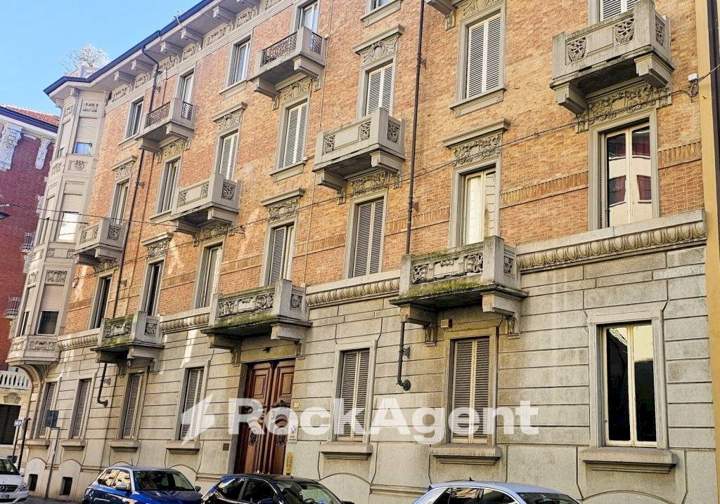 Facciata - Appartamento via Giuseppe Talucchi, 1, Torino (zona Campidoglio) - foto 2