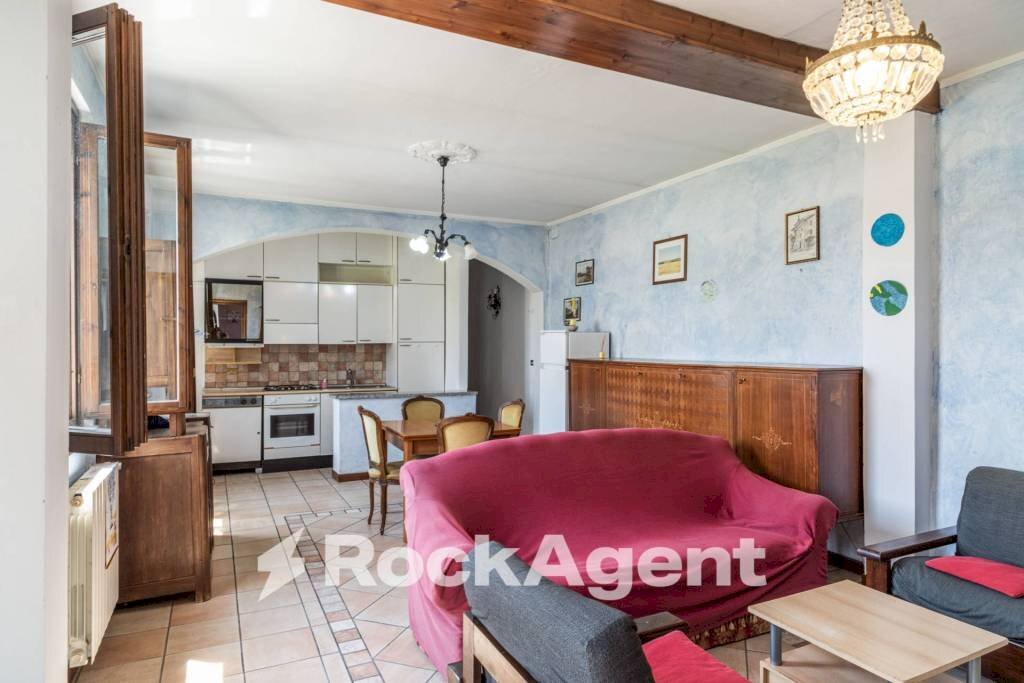 Salone - Stable - Palace via Massazza, 23, Mede - photo 3