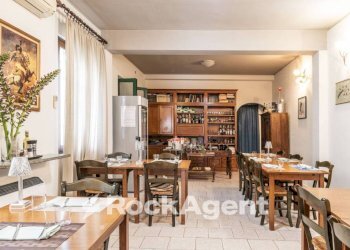 Interno non residenziale - Stabile - Palazzo via Massazza, 23, Mede - foto 14