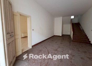 Cucina - Appartamento via Regina Elena, 25, Trepuzzi - foto 8