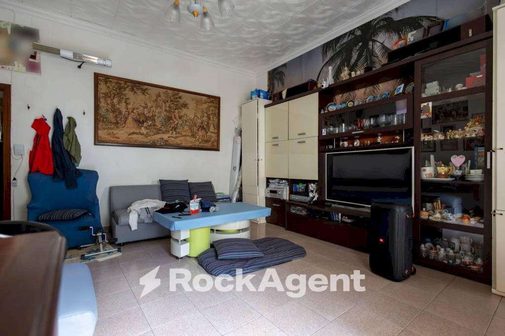 Salone - Trilocale vico III Gradoni Porta Marina, 2, Catanzaro - foto 3