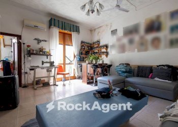 Salone - Trilocale vico III Gradoni Porta Marina, 2, Catanzaro - foto 1