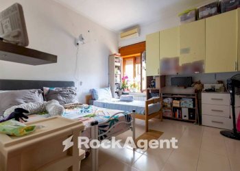 Salone - Trilocale vico III Gradoni Porta Marina, 2, Catanzaro - foto 16