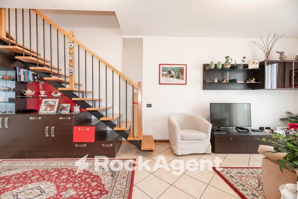 Salone - Appartamento via Monte Fasolo, 2, Abano Terme - foto 3