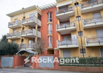 Facciata - Trilocale via Arno, 24, Rimini - foto 35