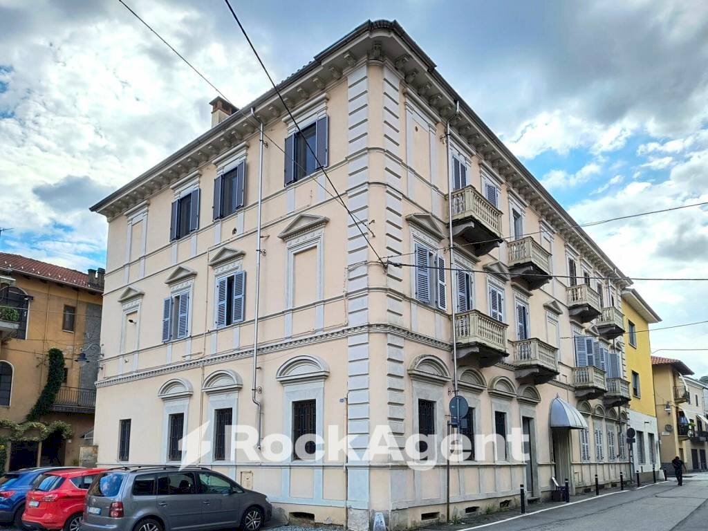 Facciata - Altro via Carlo Dellanegra, Serravalle Sesia - foto 1