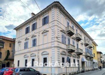 Facciata - Altro via Carlo Dellanegra, Serravalle Sesia - foto 1