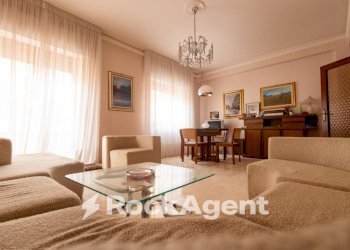 Salone - Appartamento via Eugenio de Riso, 77, Catanzaro - foto 12