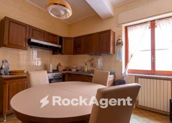 Cucina - Appartamento via Eugenio de Riso, 77, Catanzaro - foto 26