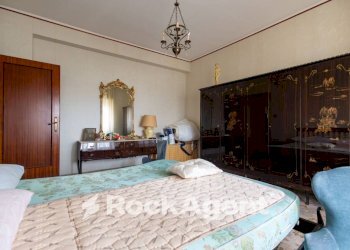 Camera da letto - Appartamento via Eugenio de Riso, 77, Catanzaro - foto 34