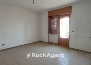 Camera da letto - Appartamento via Fratelli Cervi, 26, Melissano - foto 30