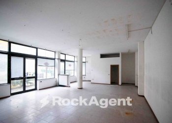 Magazzino - Shop corso Vittorio Gui, 11, Fano - photo 9