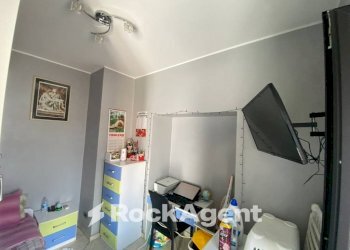 Camera da letto - Trilocale via Colacà, Martone - foto 7