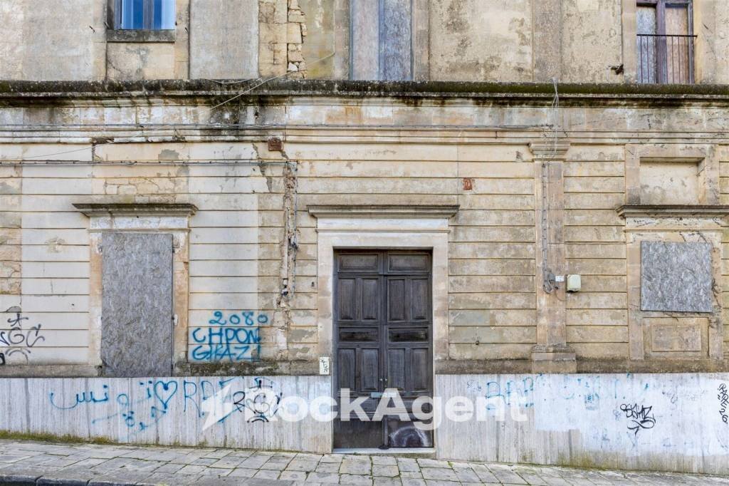 Facciata - Hotel via Traspontino, 1, Ragusa - photo 1