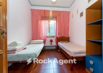 Camera da letto - Appartamento via Litteri, 9, Aci Castello - foto 16