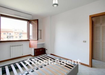 Camera da letto - Quadrilocale via Rocca dei Nibli, Roma - foto 21