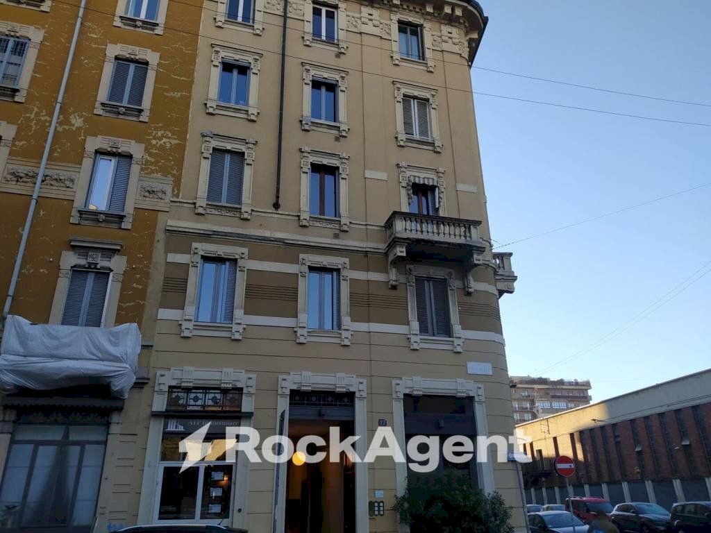 Facciata - Trilocale via Coluccio Salutati, 17, Milano (zona Washington) - foto 1