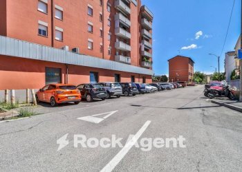 Posto macchina - Negozio via del Triumvirato, 89/A, Bologna (zona Borgo Panigale) - foto 18