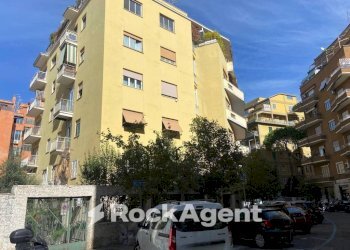 Facciata - Appartamento via Ugo Balzani, 12, Roma - foto 7