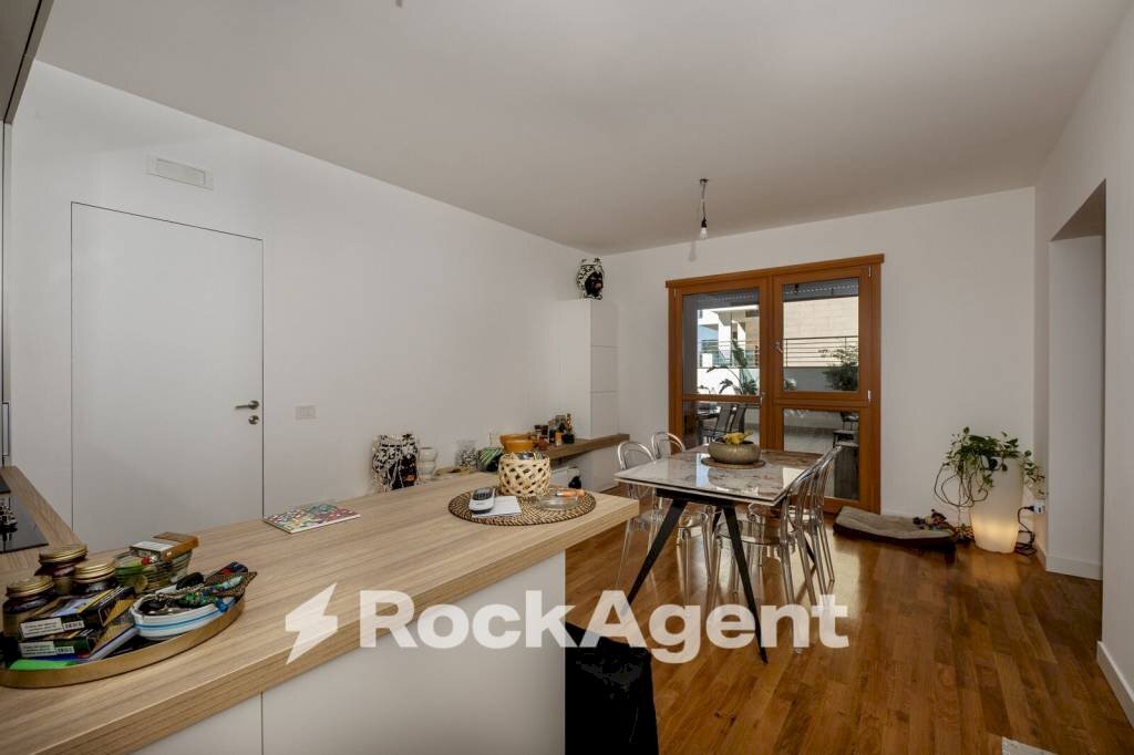 Salone - Bilocale via Giana Anguissola, 41, Roma - foto 3