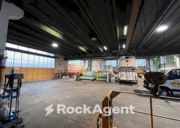 Interno non residenziale - Capannone via Emilio Vecchia 102, Varazze - foto 2