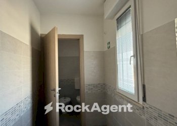 Bagno - Ufficio largo Remo Coen, Parma - foto 22