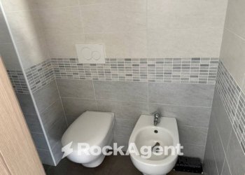 Bagno - Ufficio largo Remo Coen, Parma - foto 26