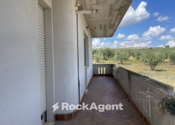 Terrazzo - Quadrilocale via Archimede, 61, Sant'Egidio alla Vibrata - foto 6