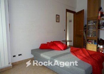 Camera da letto - Bilocale via Giovanni Verga, 4, Loano - foto 14