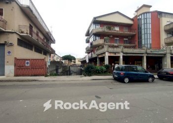 Zona - Box viale Libertà, 188, Giarre - photo 5