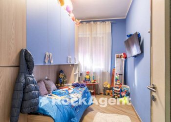 Camera da letto - Trilocale via G. Bellone, 23, Mede - foto 15