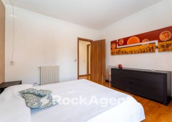 Camera da letto - Quadrilocale via Duca degli Abruzzi, 83, San Giovanni la Punta - foto 14