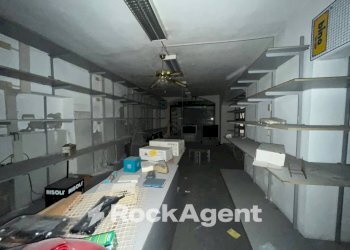 Magazzino - Negozio via Giacomo Giovanetti 64, Genova (zona Sampierdarena) - foto 12