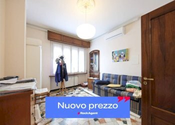 Salone - Bilocale piazza Marconi, 9, Mombaruzzo - foto 1