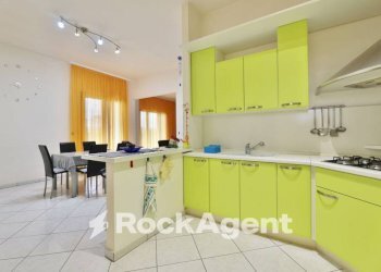 Cucina - Villa via Lucia Preite, 46, Taurisano - photo 13