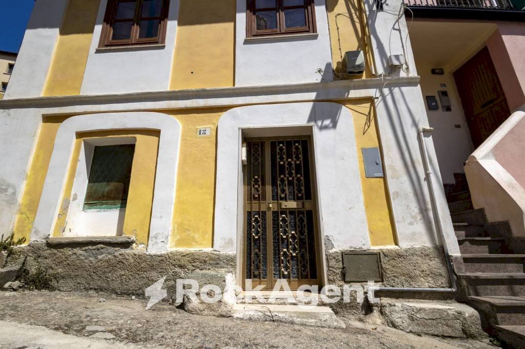 Facciata - One-room apartment vicolo II Agricoltori, Catanzaro - photo 2